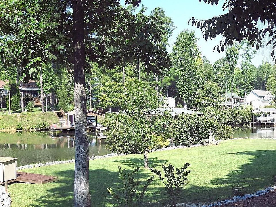 1st image of 360 Windward Dr
