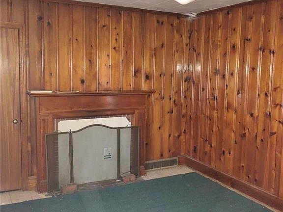 2nd image of 817 Idlewood Dr