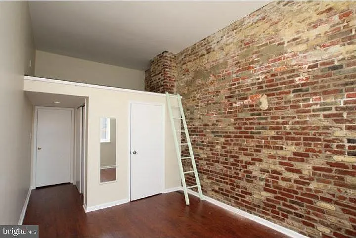 443 Fairmount Ave #A — Photo 6