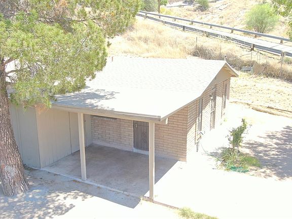 5th image of 111 E La Castellana Dr