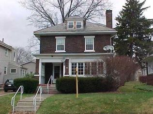 925 Alcoma St, Sharon, PA 16146