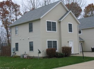 560 N Park Ave, Ravenna, OH 44266