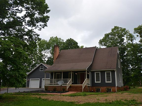3rd image of 1131 Ivy Woods Dr