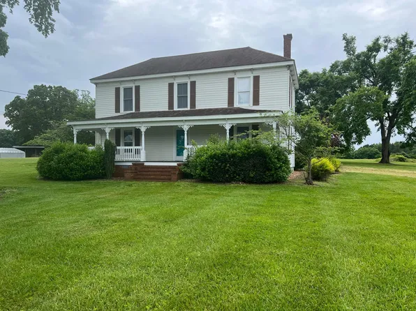 102 Northview Dr, Lawrenceville, VA 23868