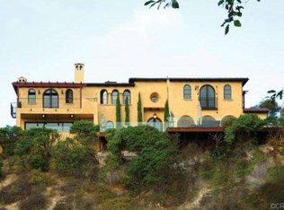 11 Rue Biarritz, NEWPORT BEACH, CA 92660