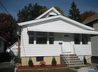 33 Hall St, Clifton, NJ