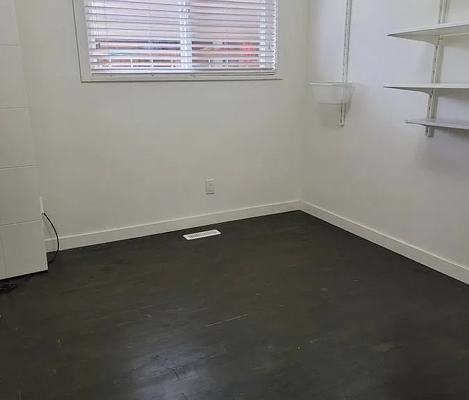 7902 Burdock St — Photo 13