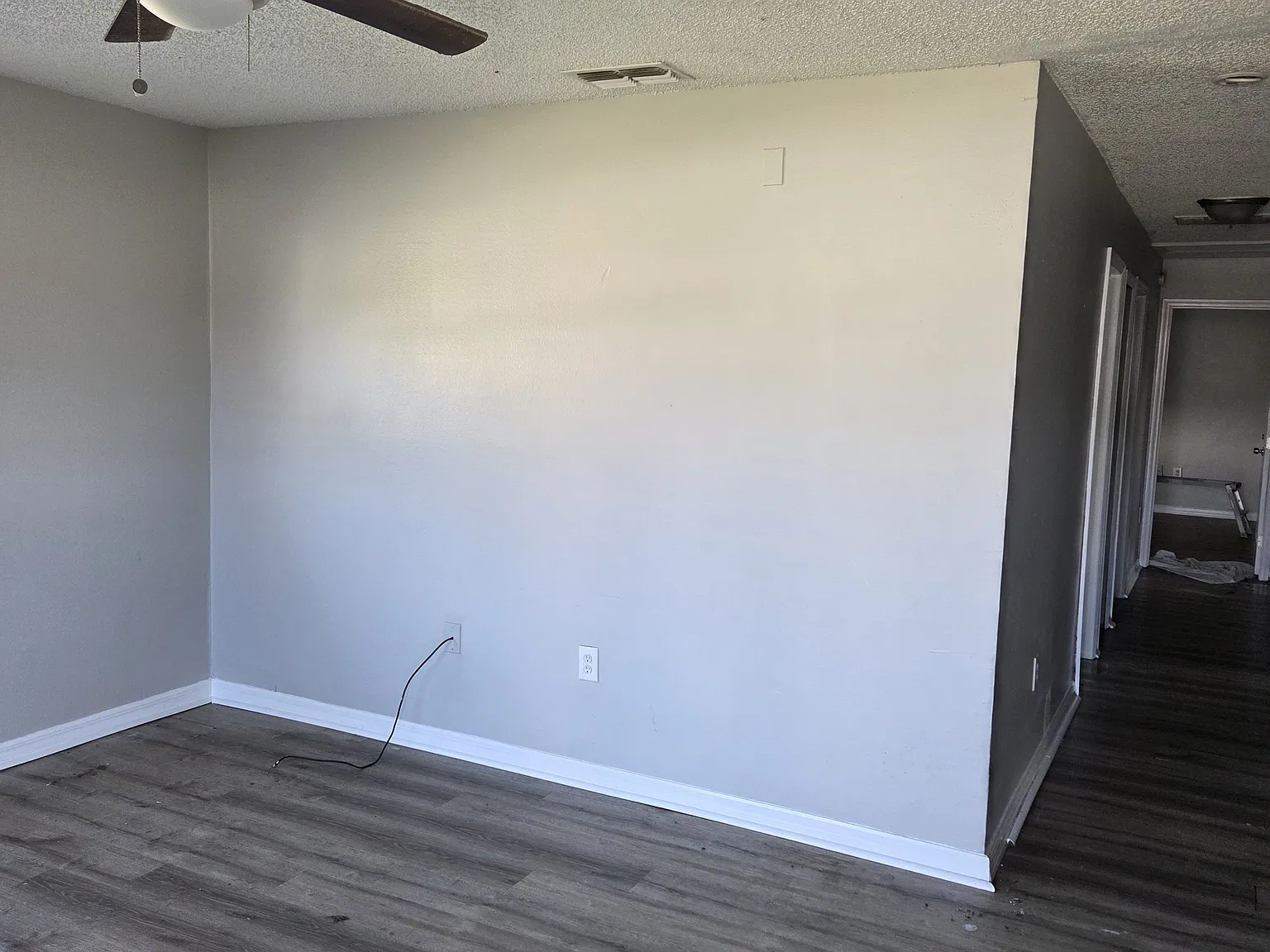 4 bed, 1248 sqft, $1,800 — Photo 2
