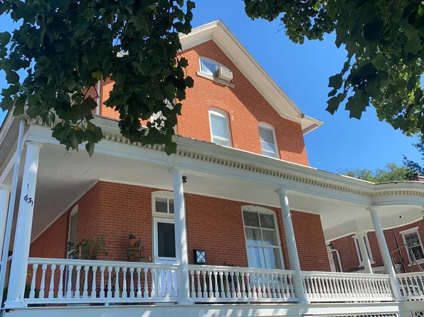 631 Avenue D, Fort Madison, IA 52627