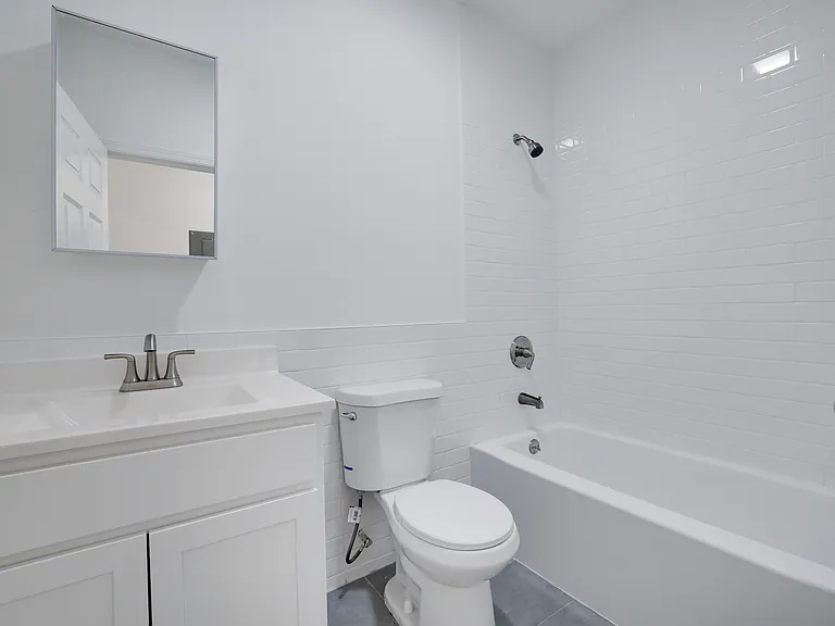 123 Evergreen Ln #2 — Photo 7