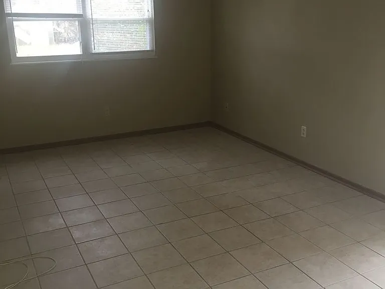 64 Bois D Arc St — Photo 5