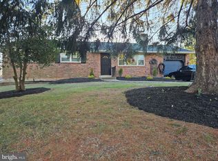 609 Donna Dr, East Norriton, PA 19403