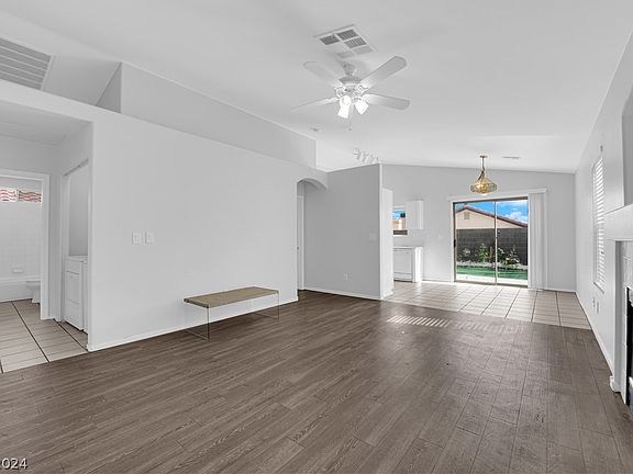 4th image of 9355 Gray Duck Ct