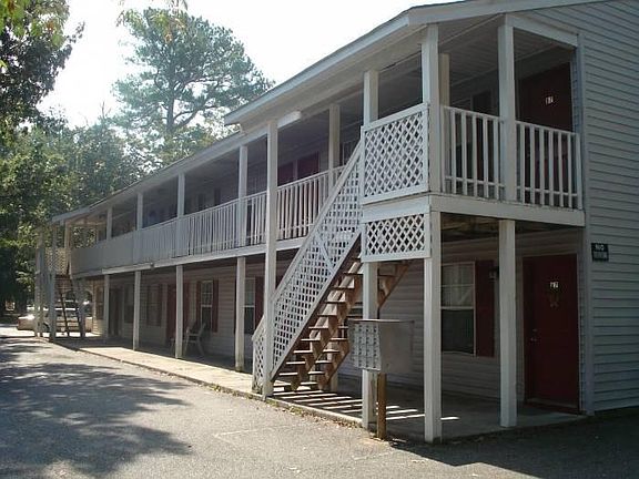 3rd image of 685 Antrim Dr APT 4A