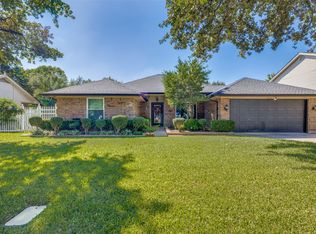 6206 Sierra Ct, Arlington, TX 76016
