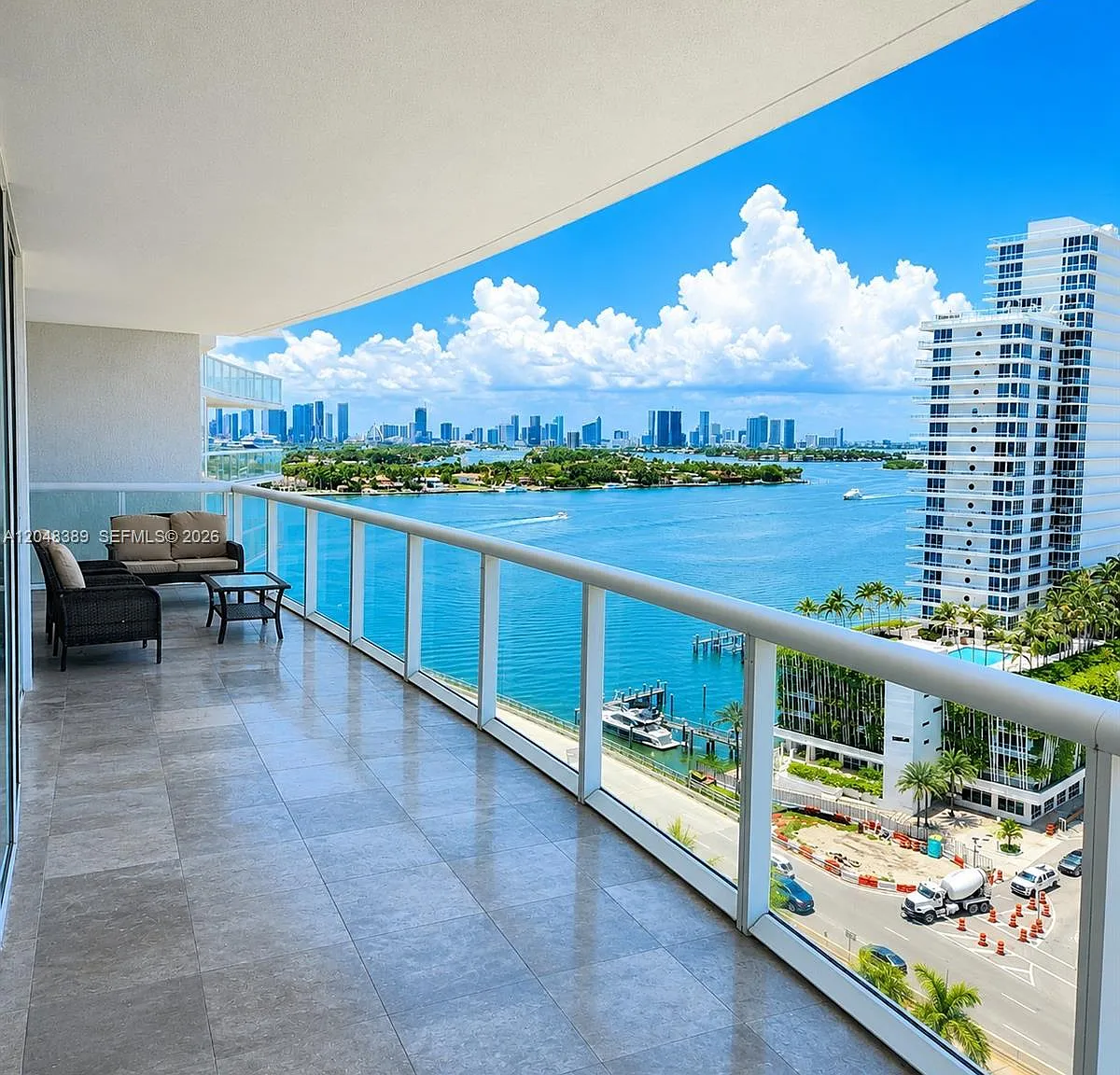 Icon Condo — Photo 3