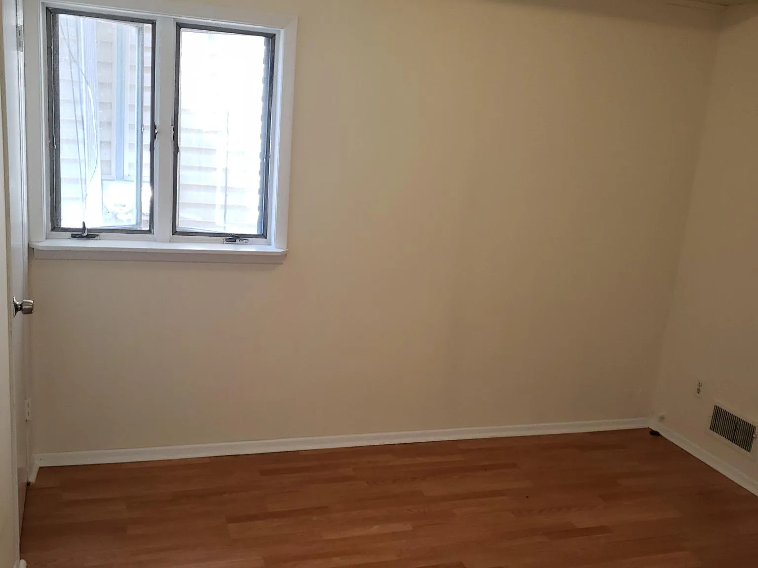 2 bed, $1,600 — Photo 4
