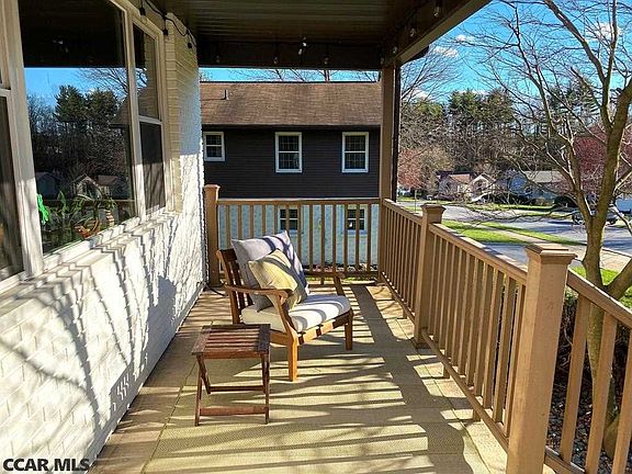 3rd image of 656 Berkshire Dr