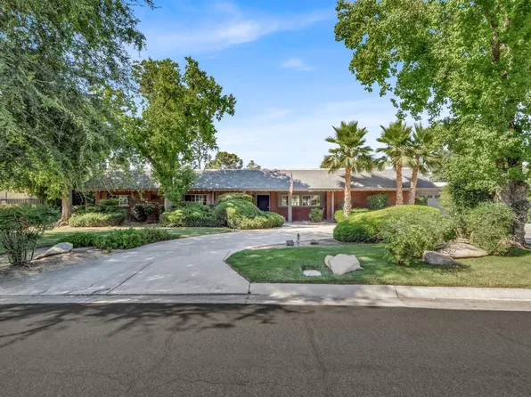 5891 E Club View Dr, Fresno, CA 93727