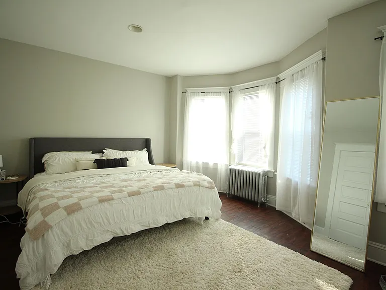 713 Spring Garden St — Photo 6