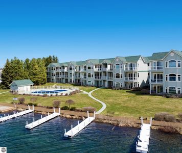 110 Ames St Unit 12, Elk Rapids, MI, 49629