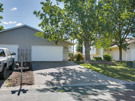 4th image of 14971 Glenbrook Ave N