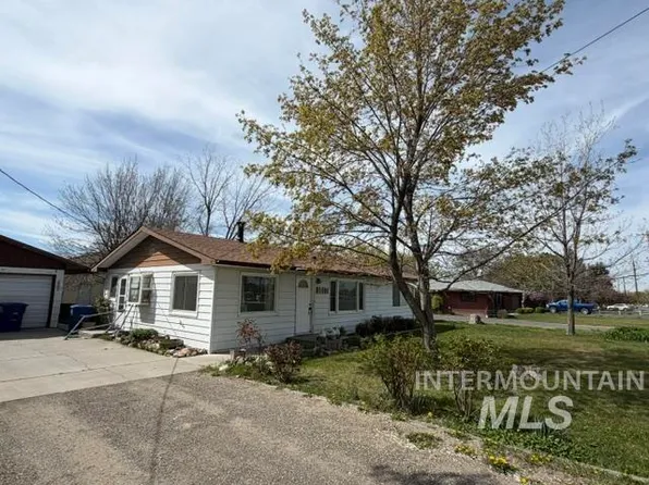 1017 8th Ave E, Jerome, ID 83338