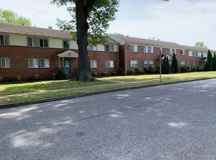 10 Pollux Cir E APT 4, Portsmouth, VA 23701