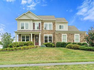 15624 Avebury Manor Pl, Leesburg, VA 20176