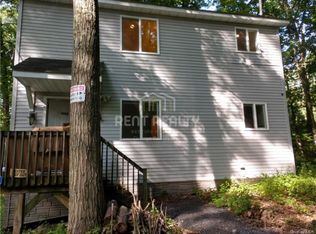 7 Cascade Trl, Monroe, NY 10950