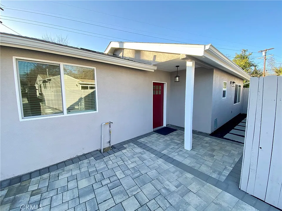 958 Chevron Ct