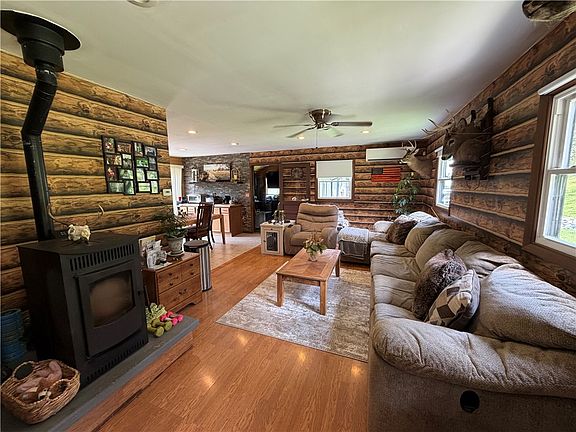 4th image of 2863 Steam Mill Rd