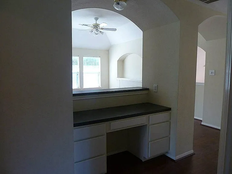 22554 Bristolwood Ct — Photo 20