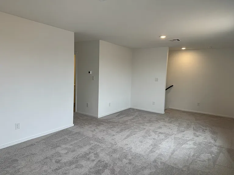 12943 Kathleen St — Photo 10