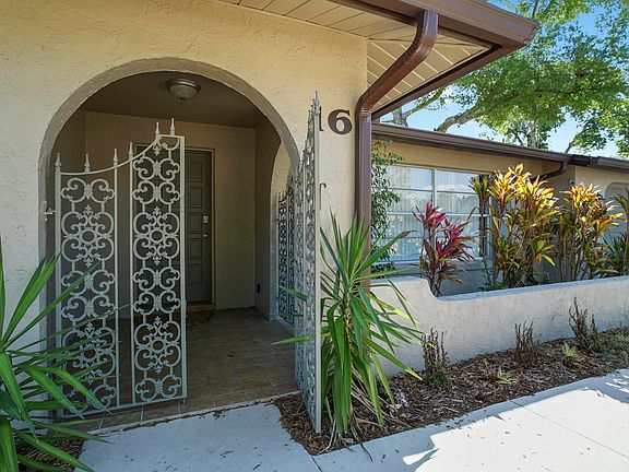5th image of 16 Fernwood Ln