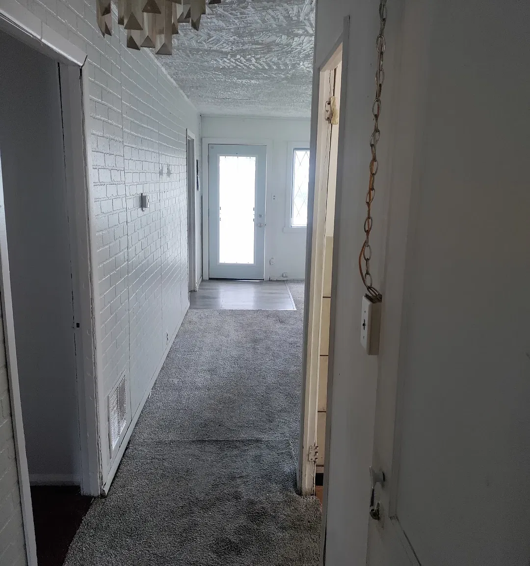 W 3rd Pl, Gary — Photo 4