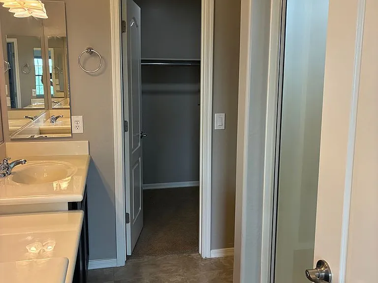 10124 E Tamery Ave — Photo 33