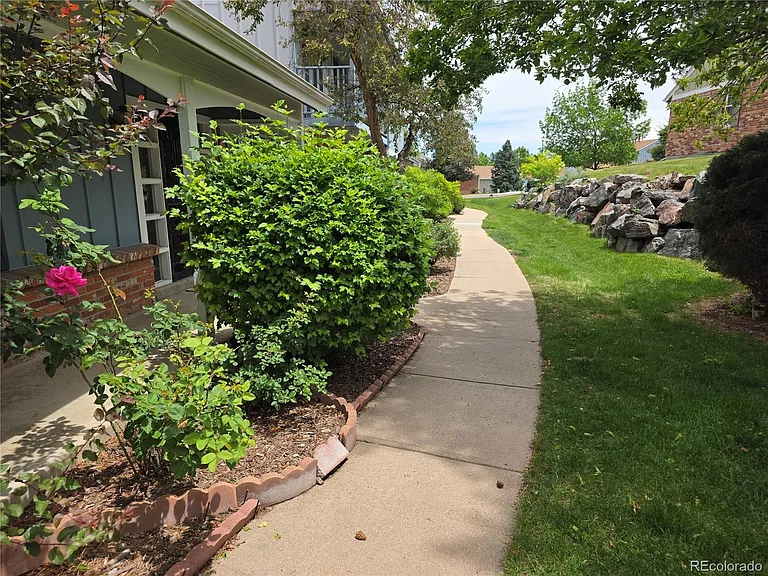 7341 S Knolls Way — Photo 3