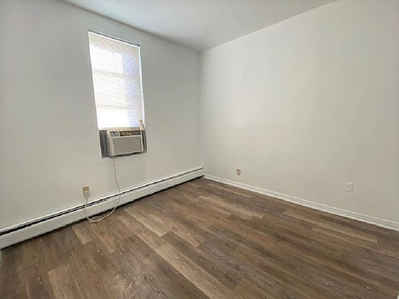 4th image of 106 Sherman Ave APT 3