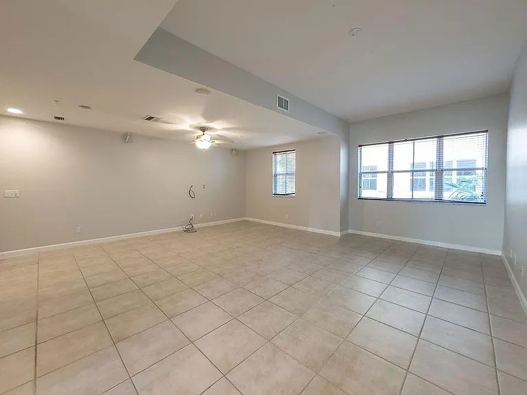 2322 Vintage Dr — Photo 85