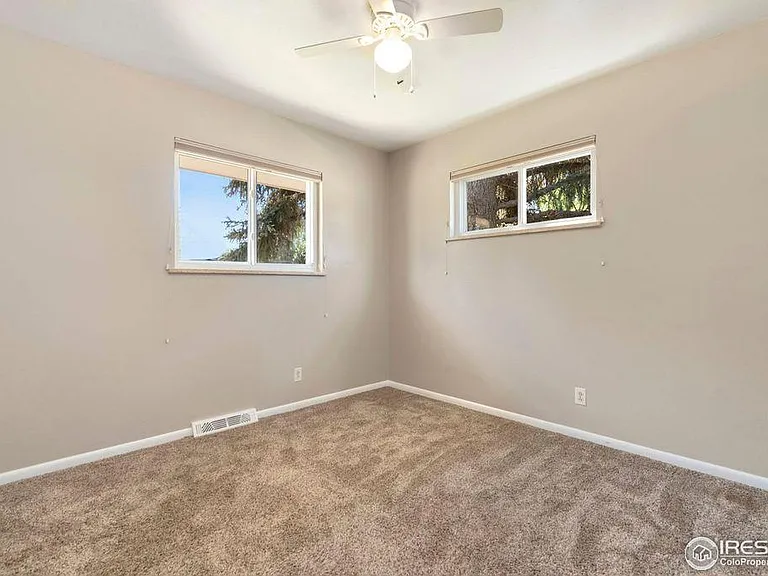 1241 S Bryan Ave — Photo 13