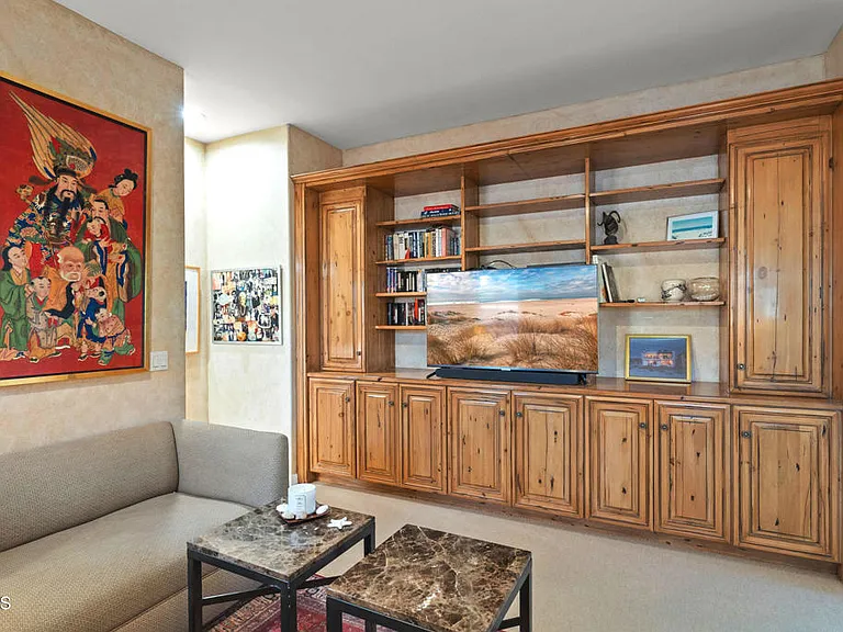 1571 Mandalay Beach Rd — Photo 46