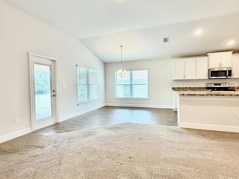 633 W Rexford Dr — Photo 31