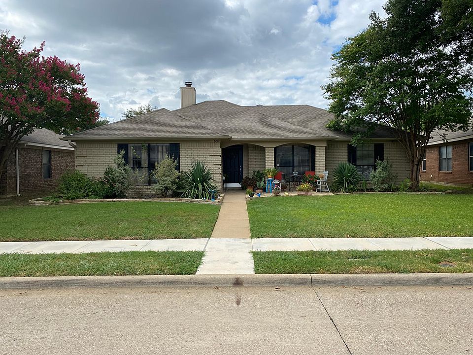 1st image of 608 Johnson Dr