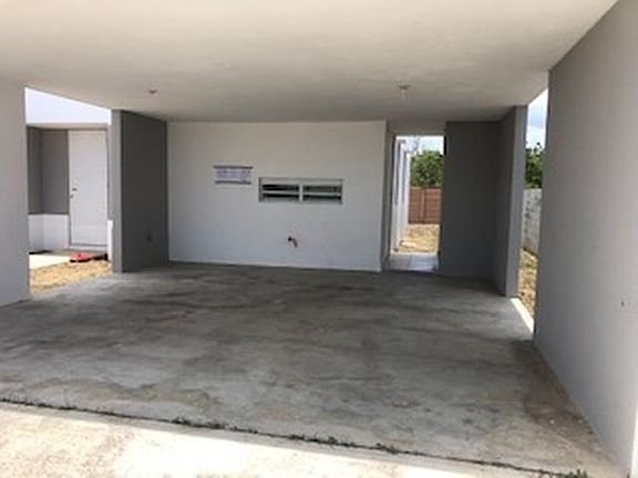 3rd image of 122 Calle Villa Real