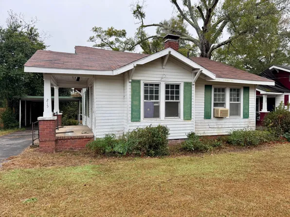 316 College Avenue, Millen, GA
