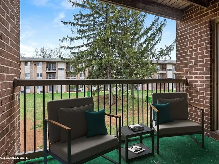 Tuscany Woods Apartments — Photo 2
