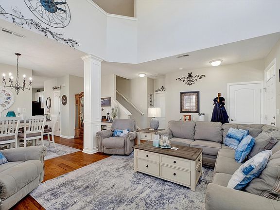 5th image of 13486 E 131st St #1401