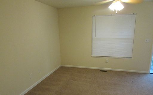 4th image of 307 E Alabama Ave