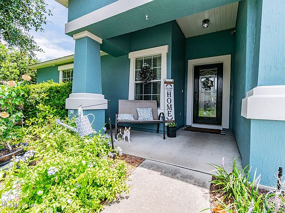 2nd image of 2719 Woodsdale Dr #77